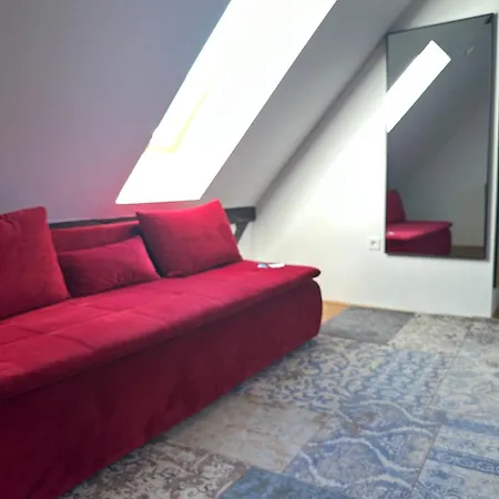 Boutique V Hotel