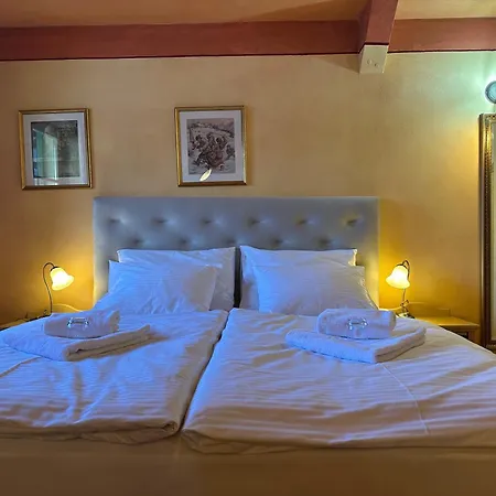 Hotel Boutique V 4*